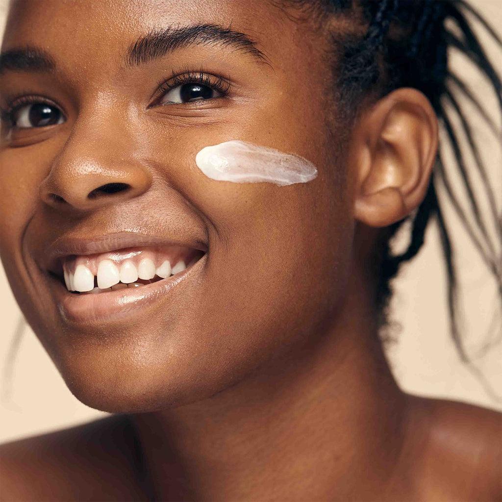 Vitamin C + E Glowing Moisturizer